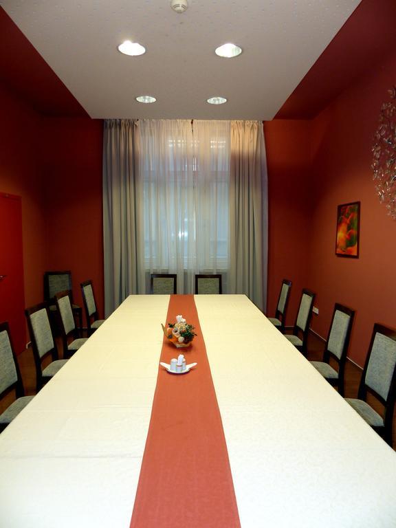 Dap 3* Prague